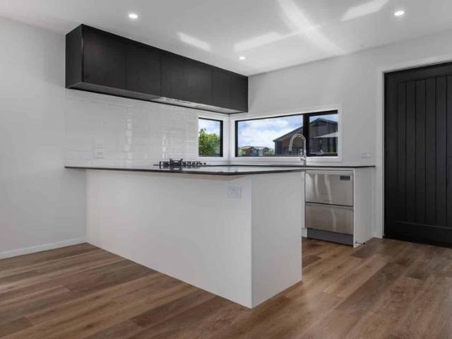 Townhouse for rent in Upper Hutt, Wellington