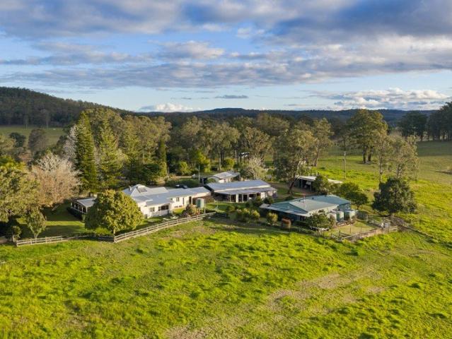 Cottage for sale in Nabiac, New South Wales