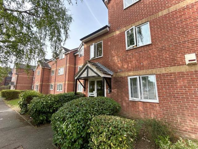 Apartment for rent in Hackbridge, Greater London