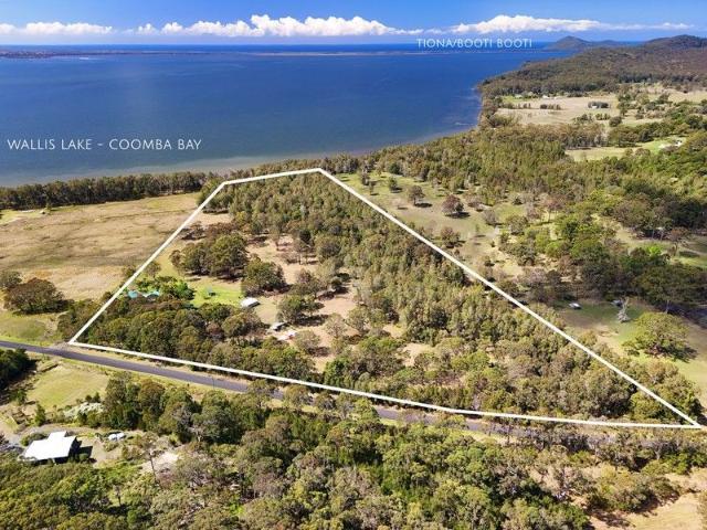 Cottage for sale in Charlotte Bay, New South Wales