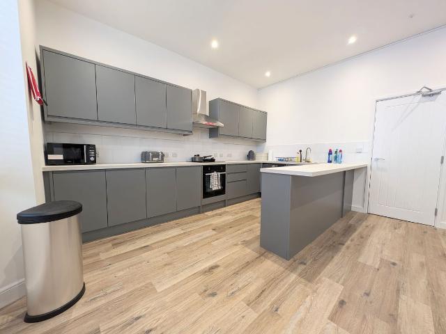 Room for rent in Weston-super-mare, North Somerset