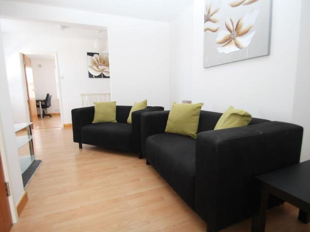 Apartment for rent in Alder Hills, Poole