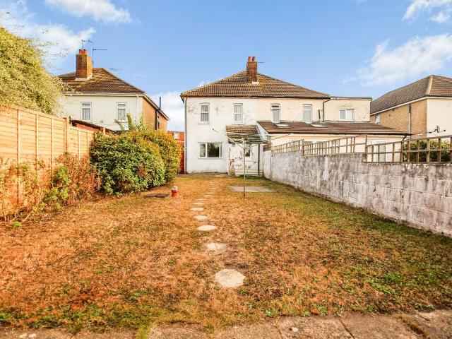 Apartment for rent in Talbot Village, Poole