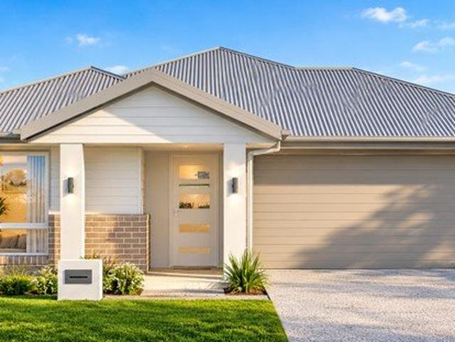 Cottage for sale in Walloon, Greater Brisbane
