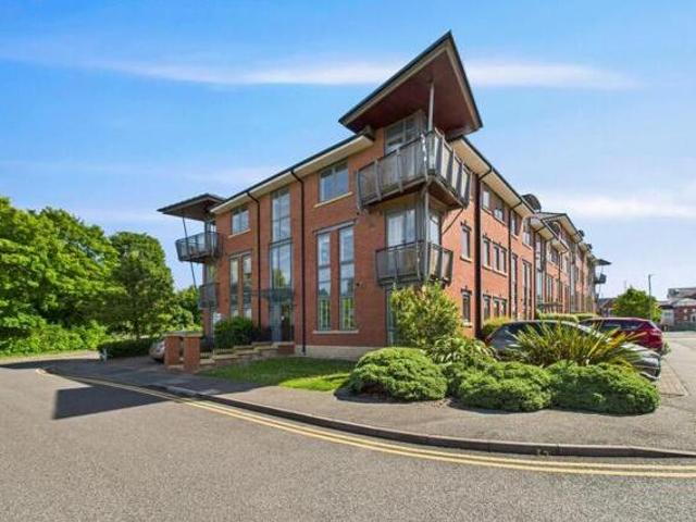 House for sale in Hough Green, Two Mills