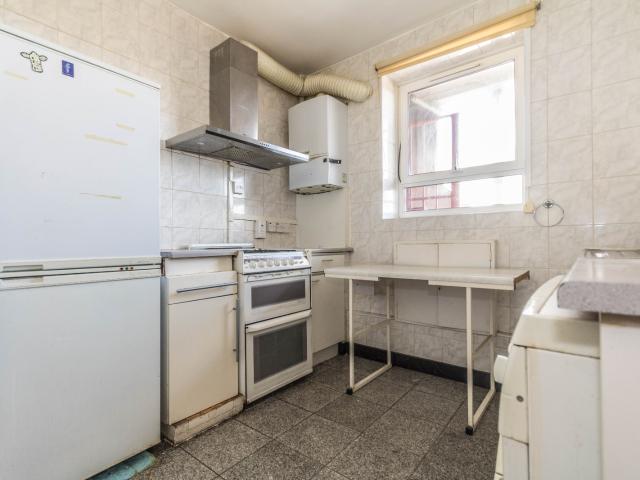Apartment for rent in Burdett Estate, Limehouse