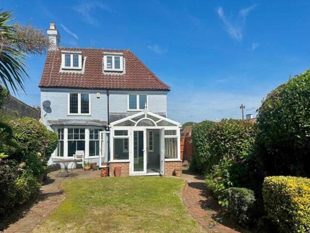 House for sale in Ash, Kent