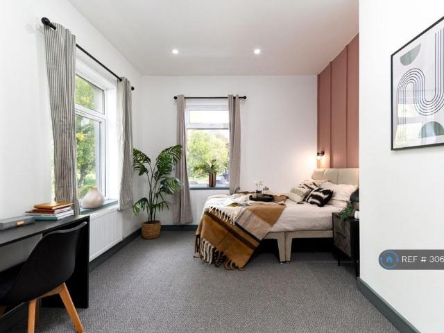 Apartment for rent in Limefield, Bury
