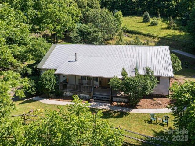 House for sale in Clyde