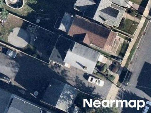 House for sale in Elizabeth, New Jersey