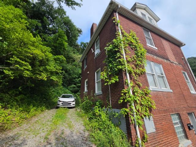 House for sale in Beaver, Pennsylvania