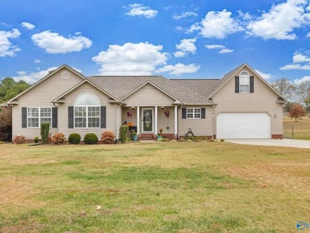 House for sale in Albertville, Alabama