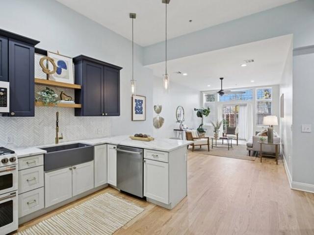 Condo for sale in Bloomfield, New Jersey