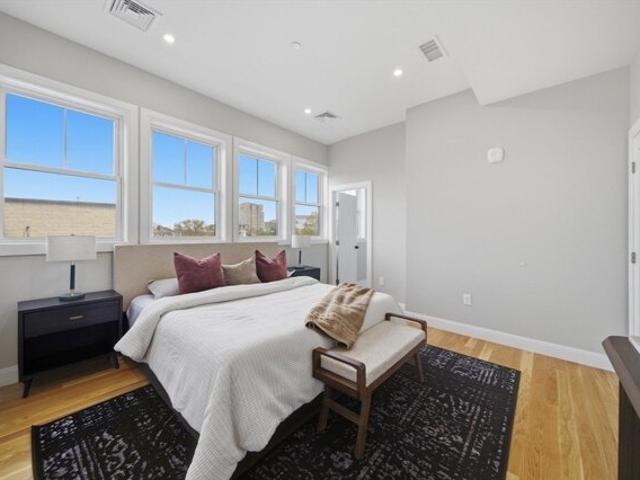 Condo for sale in Somerville, Massachusetts