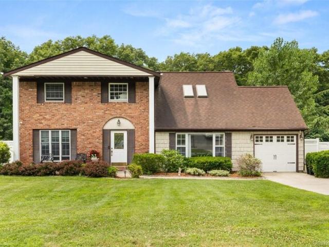 House for sale in Centereach, New York