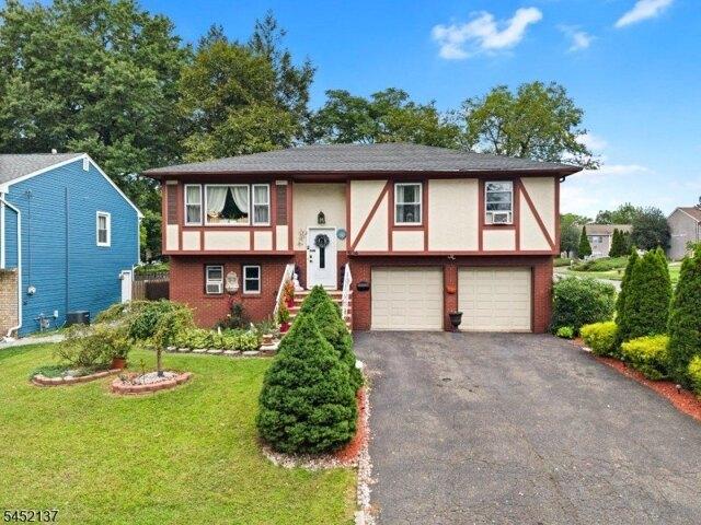 House for sale in Roselle, New Jersey
