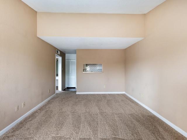 Apartment for rent in Walnut Bend, Houston