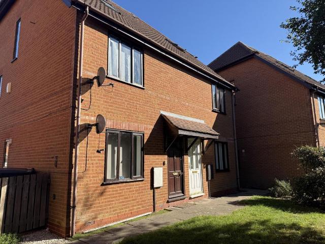 Apartment for rent in Walnut Tree, Milton Keynes
