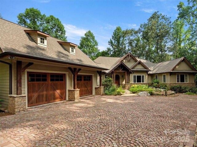 House for sale in Arden