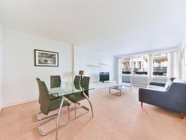 Apartment for rent in East Marylebone, Greater London