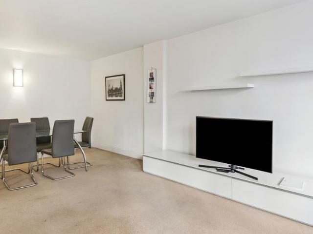 Apartment for rent in East Marylebone, Greater London