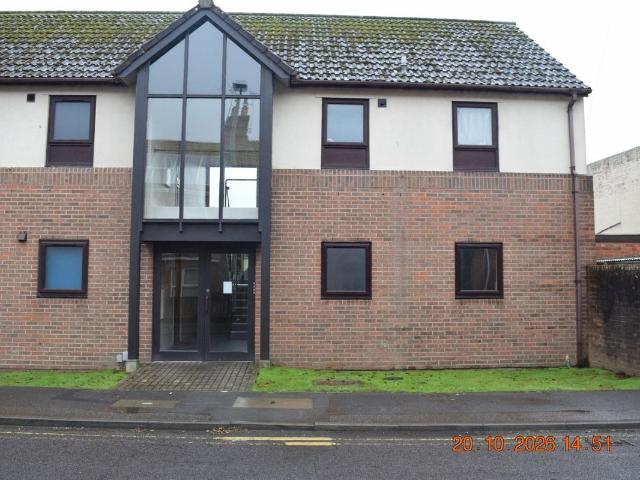 Apartment for rent in Burnham-on-Sea and Highbridge, Highbridge