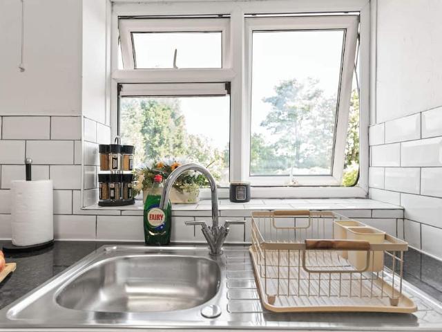 House for rent in Ryecroft Coalpool - Rose Bank, Walsall