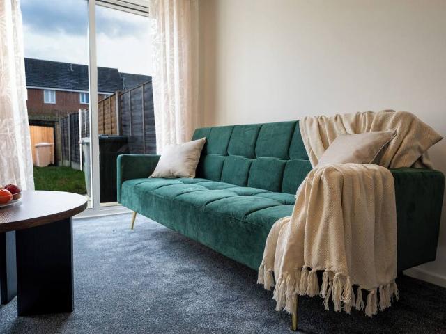 House for rent in Ryecroft Coalpool - Rose Bank, Walsall