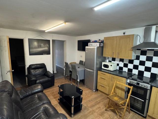 Apartment for rent in Ball Hill, West Midlands