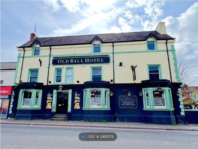 Room for rent in Ball Hill, West Midlands