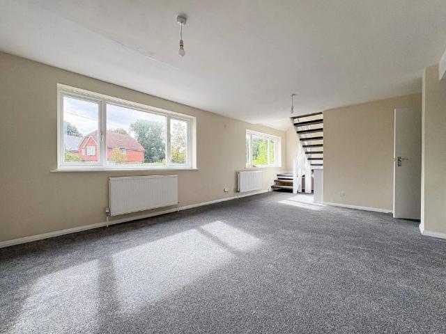 House for rent in Alderbrook, Wealden