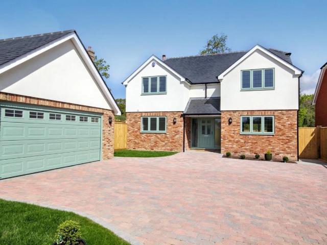 House for rent in Alderbrook, Cross In Hand