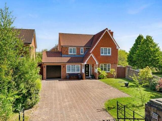 House for sale in Halton