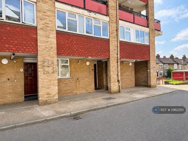 Apartment for rent in Ringlestone, Midway
