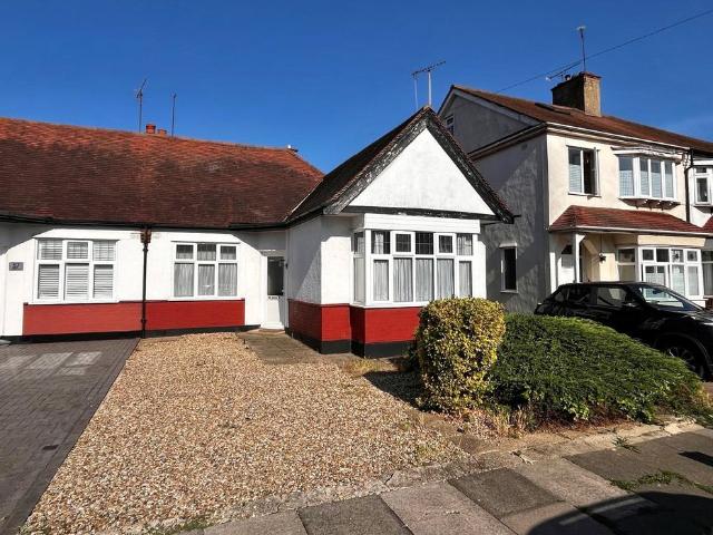 House for rent in Alton Barnes, Essex