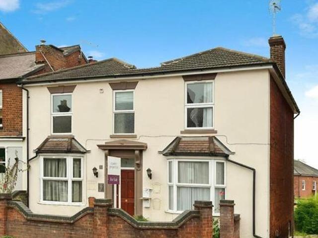House for sale in King's Walden, Hertfordshire