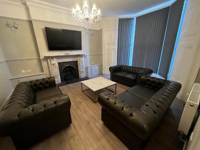 House for rent in Nangreaves, Wales