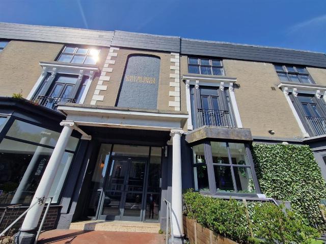 Apartment for rent in Mount Pleasant, Swansea