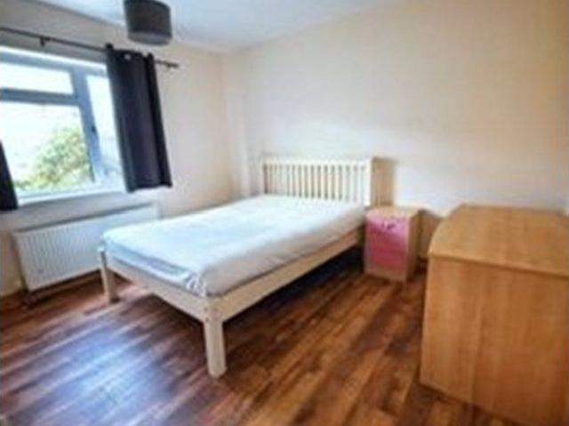 Room for rent in Emmbrook, Wokingham