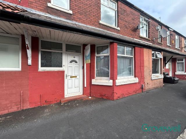House for rent in Abbey Hey, Manchester