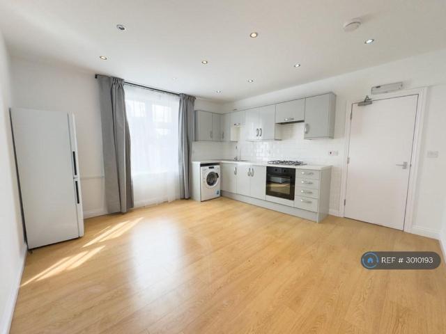 Apartment for rent in Hammond Street