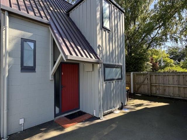 House for rent in Heathcote, Canterbury