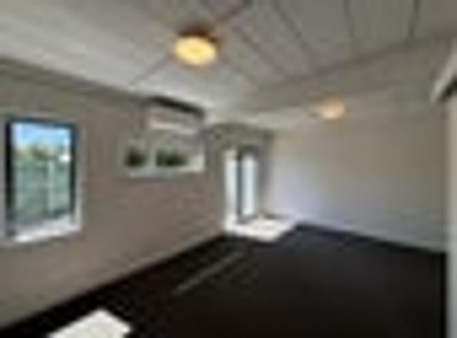 Townhouse for rent in Heathcote, Canterbury