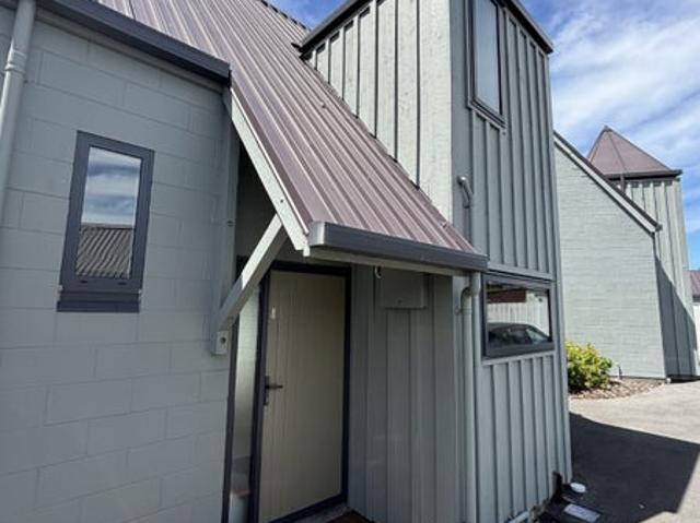 House for rent in Waltham, Linwood-Central-Heathcote Community
