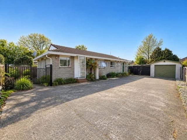 Apartment for rent in Waltham, Linwood-Central-Heathcote Community