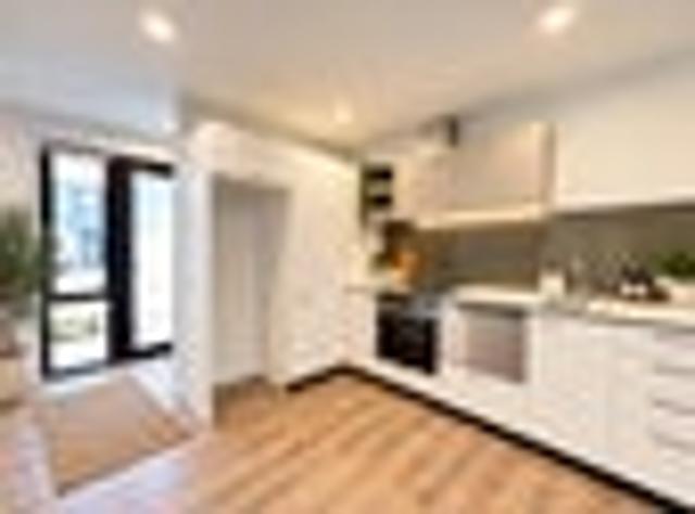 Townhouse for rent in Heathcote, Canterbury