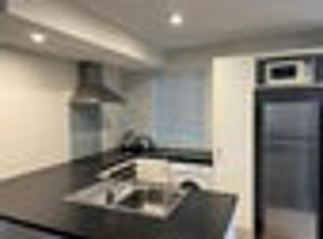 Townhouse for rent in Heathcote, Canterbury