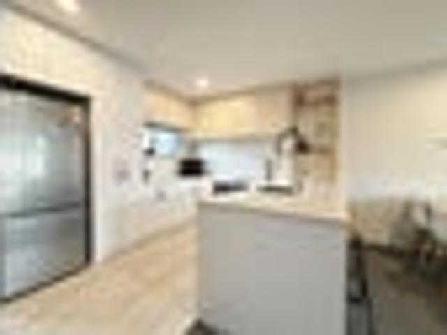 Townhouse for rent in Heathcote, Canterbury