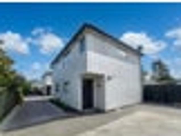 Townhouse for rent in Charleston, Linwood-Central-Heathcote Community