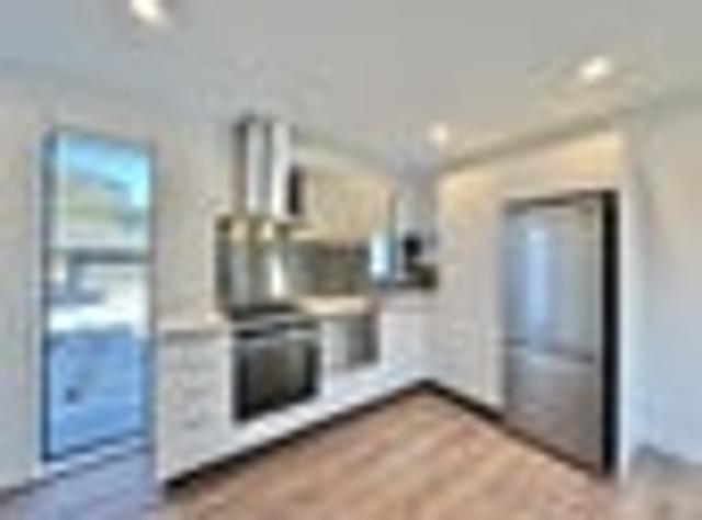 Townhouse for rent in Waltham, Linwood-Central-Heathcote Community